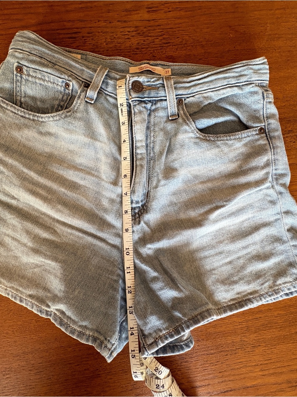 Levi's High Loose Denim Shorts - Picture 2 of 6